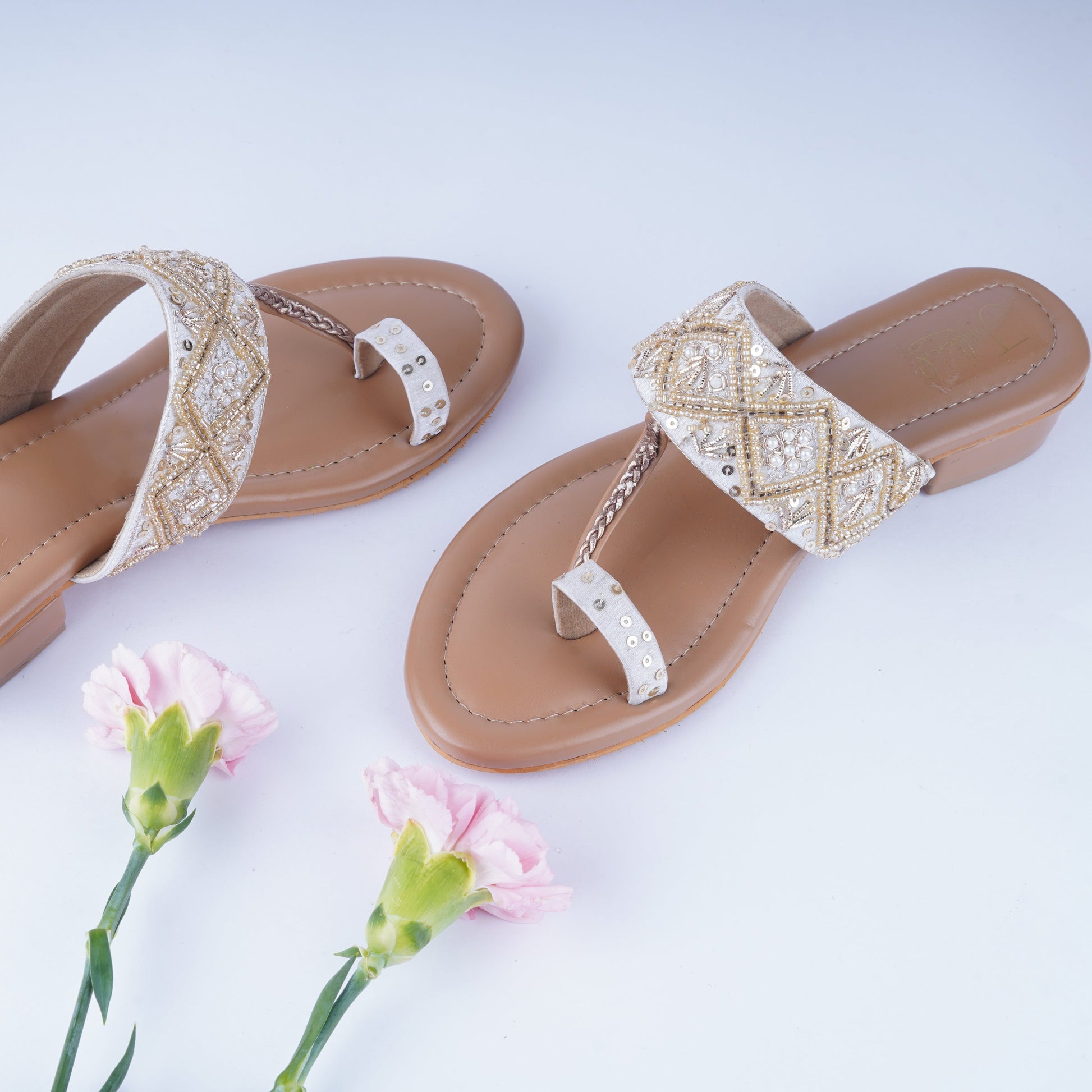 Handcrafted Kolhapuri sandals with 1-inch block heel – stylish and ethnic