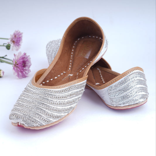 Silver embellished jutti for women – handcrafted ethnic footwear